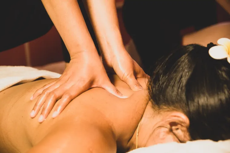Aromathérapy oil massage Duo.  1h00 : 178.00€, Cagnes-Sur-Mer, BAN NUAD THAI MASSAGE